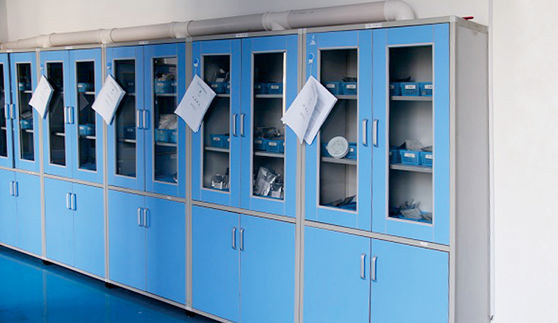 9铝木药品柜(U型拉手).jpg 9铝木药品柜(U型拉手).jpg